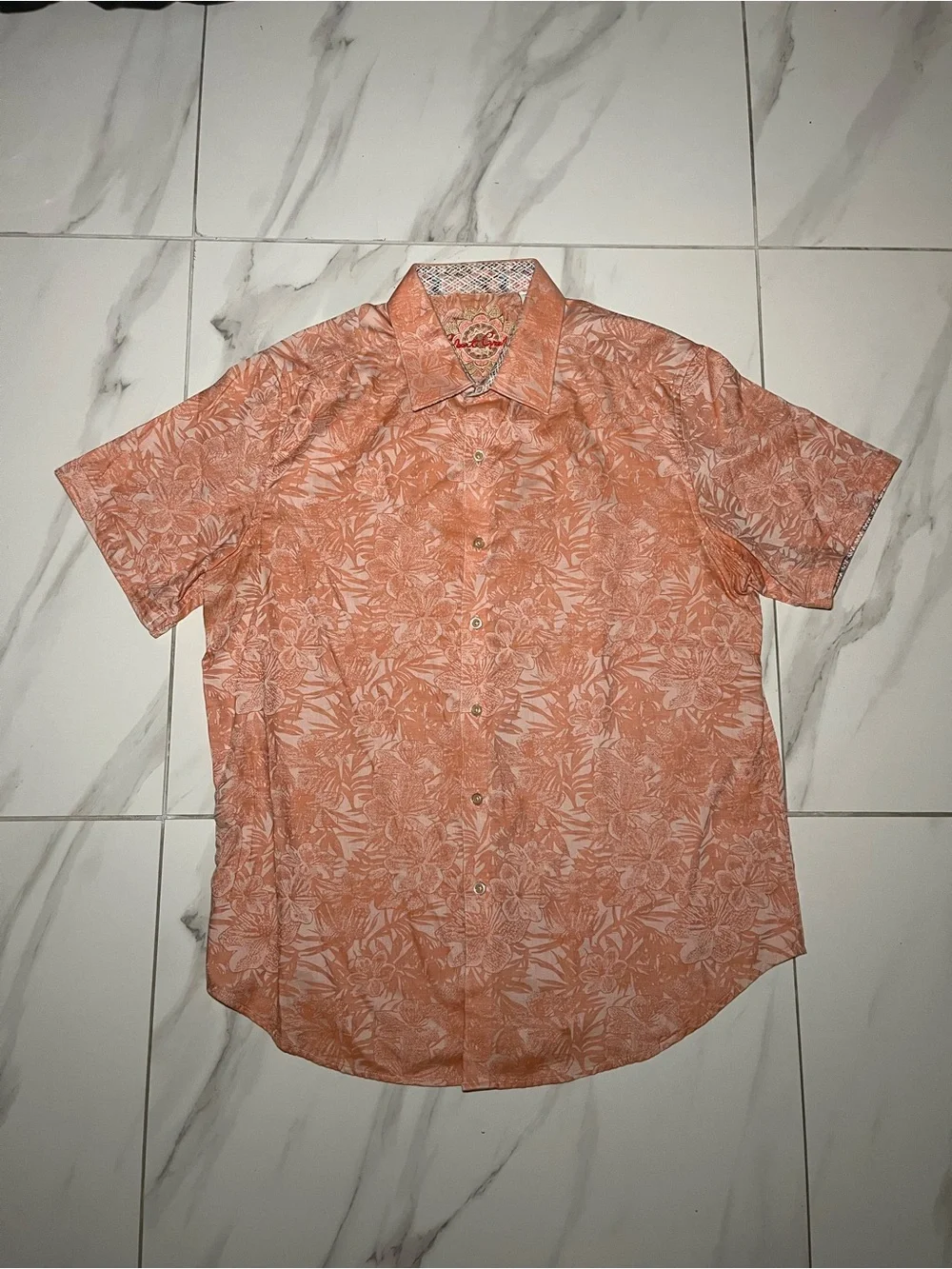Robert Graham VintShort-Sleeve Floral Button-Up Shirt in Coral - Picture 1 of 6